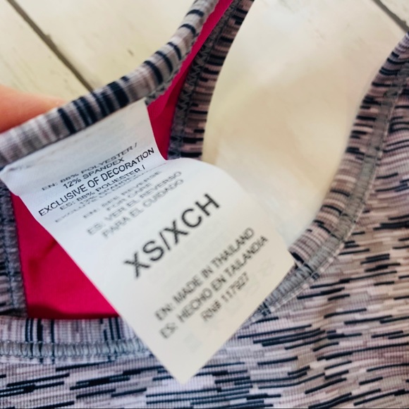 Reebok reversible sport’s bra gray pink NWT XS - Picture 3 of 7